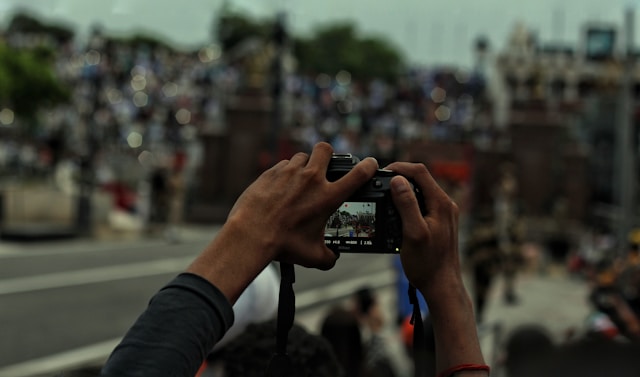 Budget-Friendly Photography Gear: Capturing Moments Without Breaking the Bank